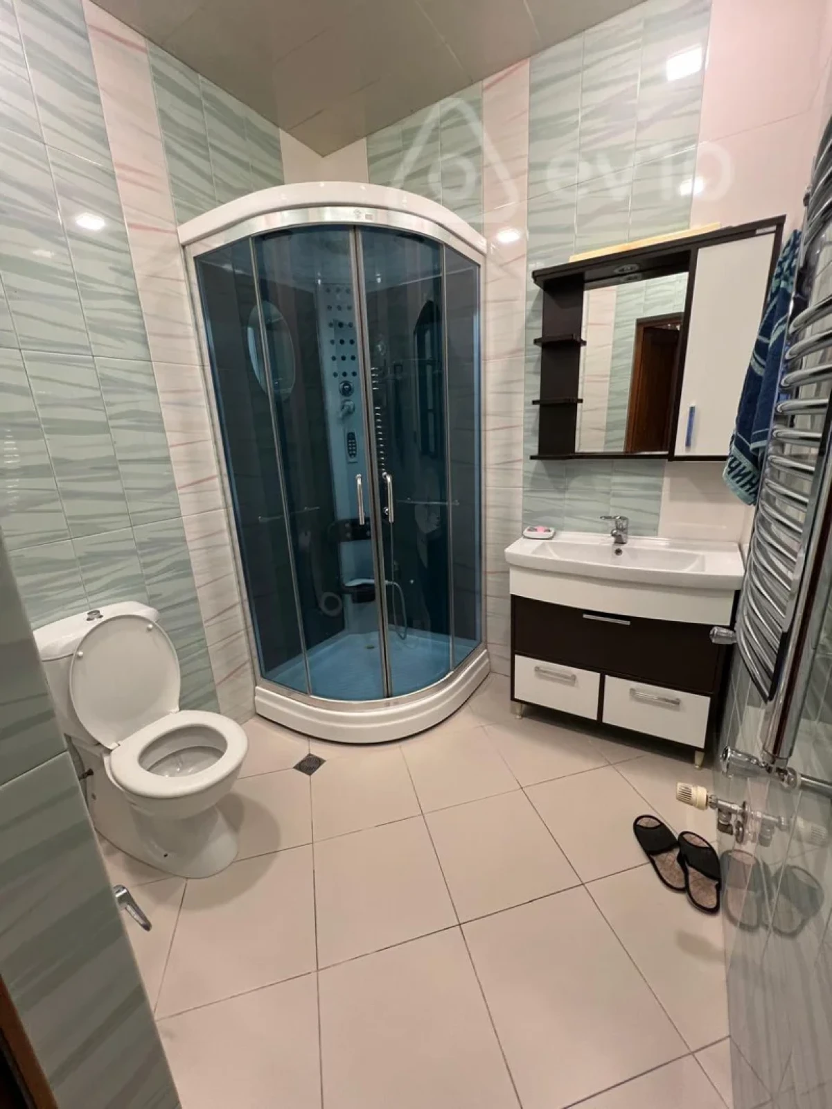 Kirayə verilir 3 otaqlı yeni tikili 150 m²