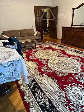 Kirayə verilir 3 otaqlı yeni tikili 150 m²