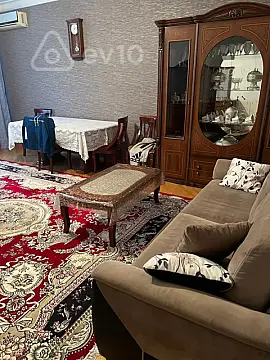 Kirayə verilir 3 otaqlı yeni tikili 150 m²