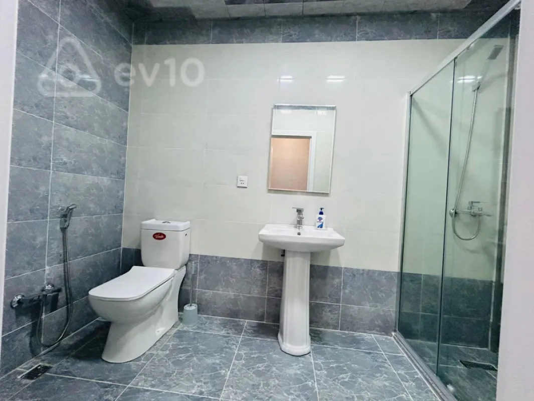 Kirayə verilir 2 otaqlı yeni tikili 62 m²
