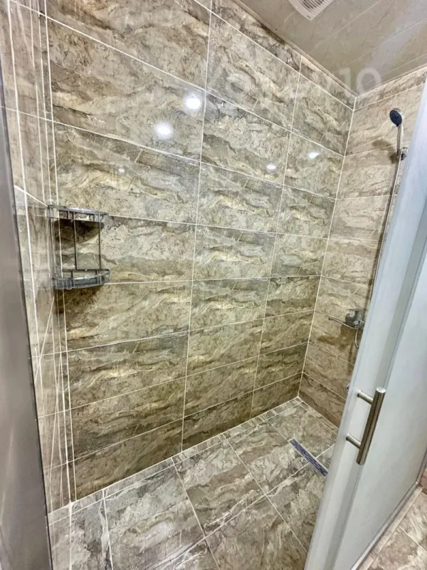 Kirayə verilir 3 otaqlı yeni tikili 120 m²