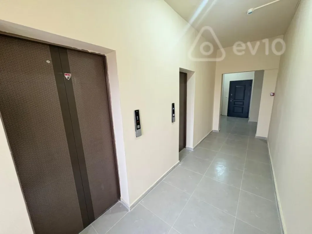 Kirayə verilir 3 otaqlı yeni tikili 120 m²