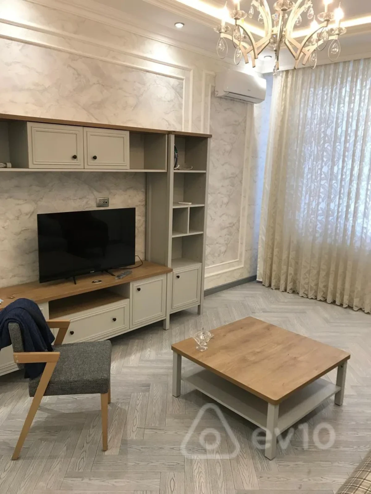 Kirayə verilir 2 otaqlı yeni tikili 88 m²