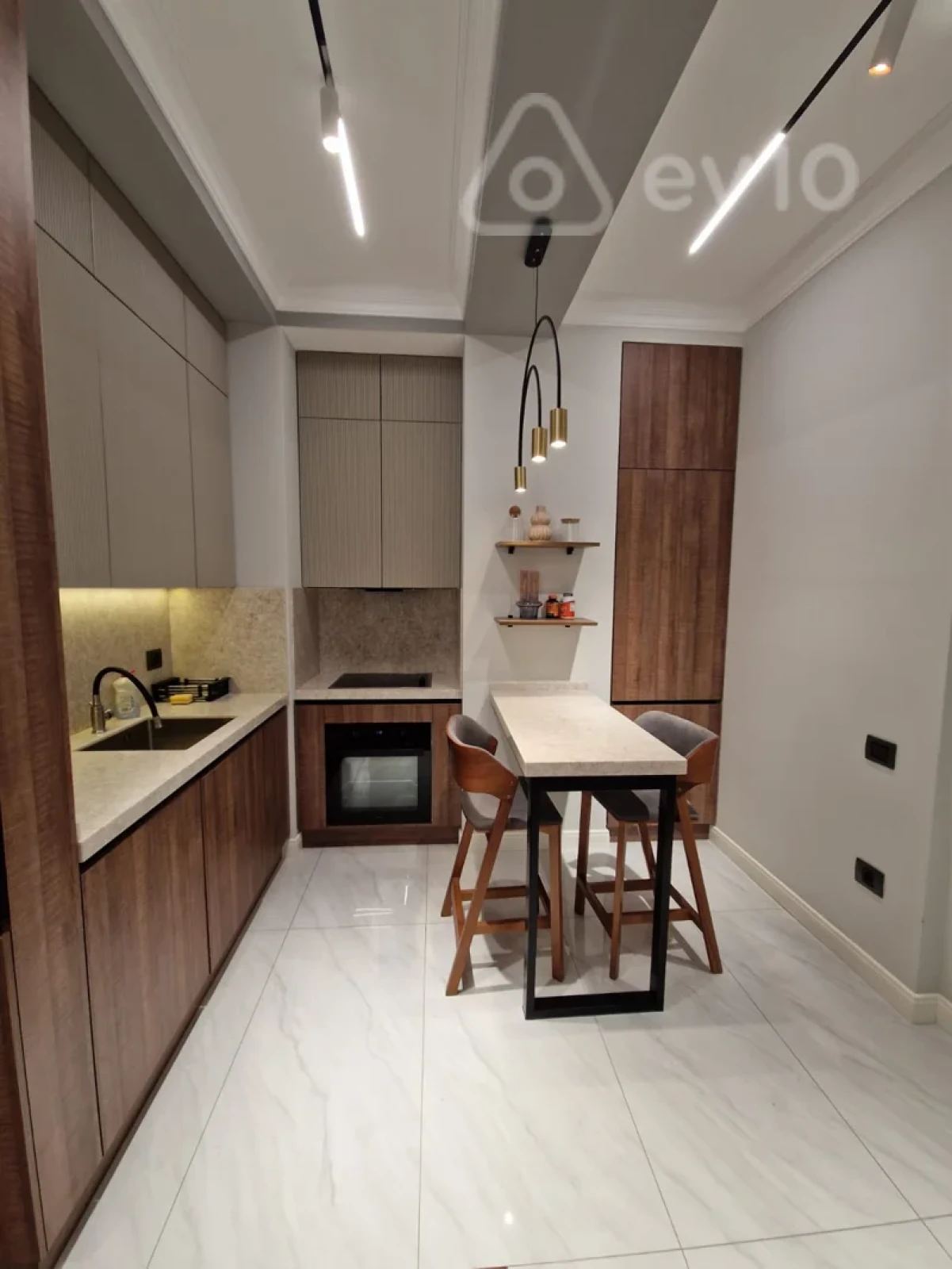 Satılır 2 otaqlı yeni tikili 65 m²