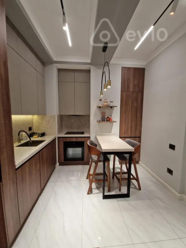 Satılır 2 otaqlı yeni tikili 65 m²