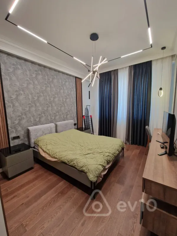 Satılır 2 otaqlı yeni tikili 65 m²