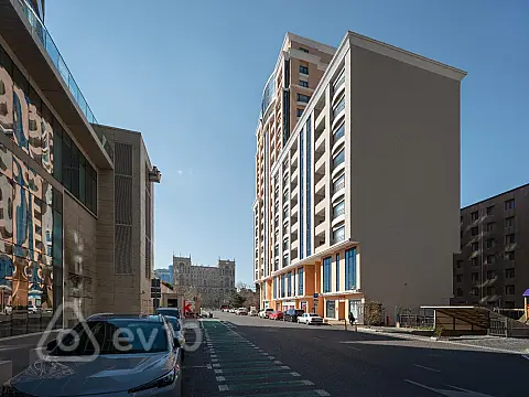 Kirayə verilir 10 otaqlı ofis 340 m²