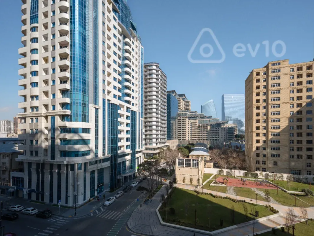 Kirayə verilir 10 otaqlı ofis 340 m²
