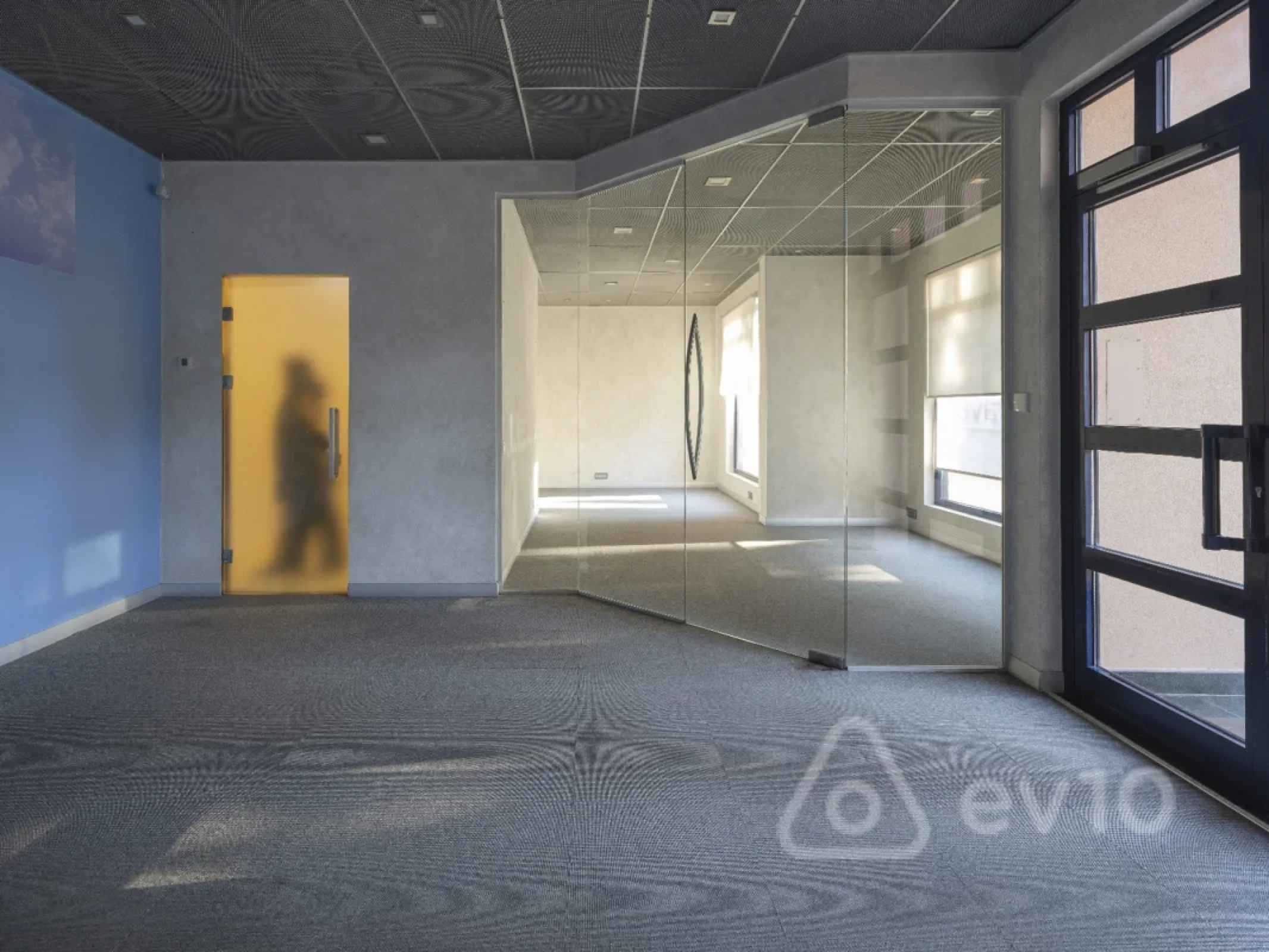 Kirayə verilir 10 otaqlı ofis 340 m²