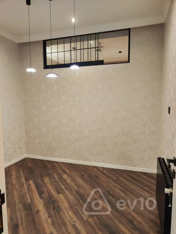 Kirayə verilir 3 otaqlı yeni tikili 62 m²