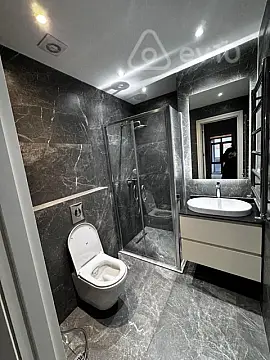 Kirayə verilir 3 otaqlı yeni tikili 77 m²