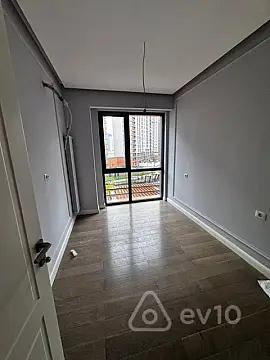 Kirayə verilir 3 otaqlı yeni tikili 77 m²