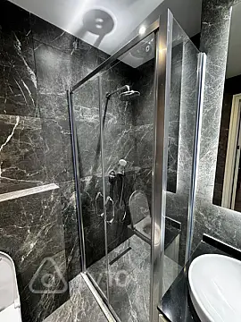 Kirayə verilir 3 otaqlı yeni tikili 77 m²