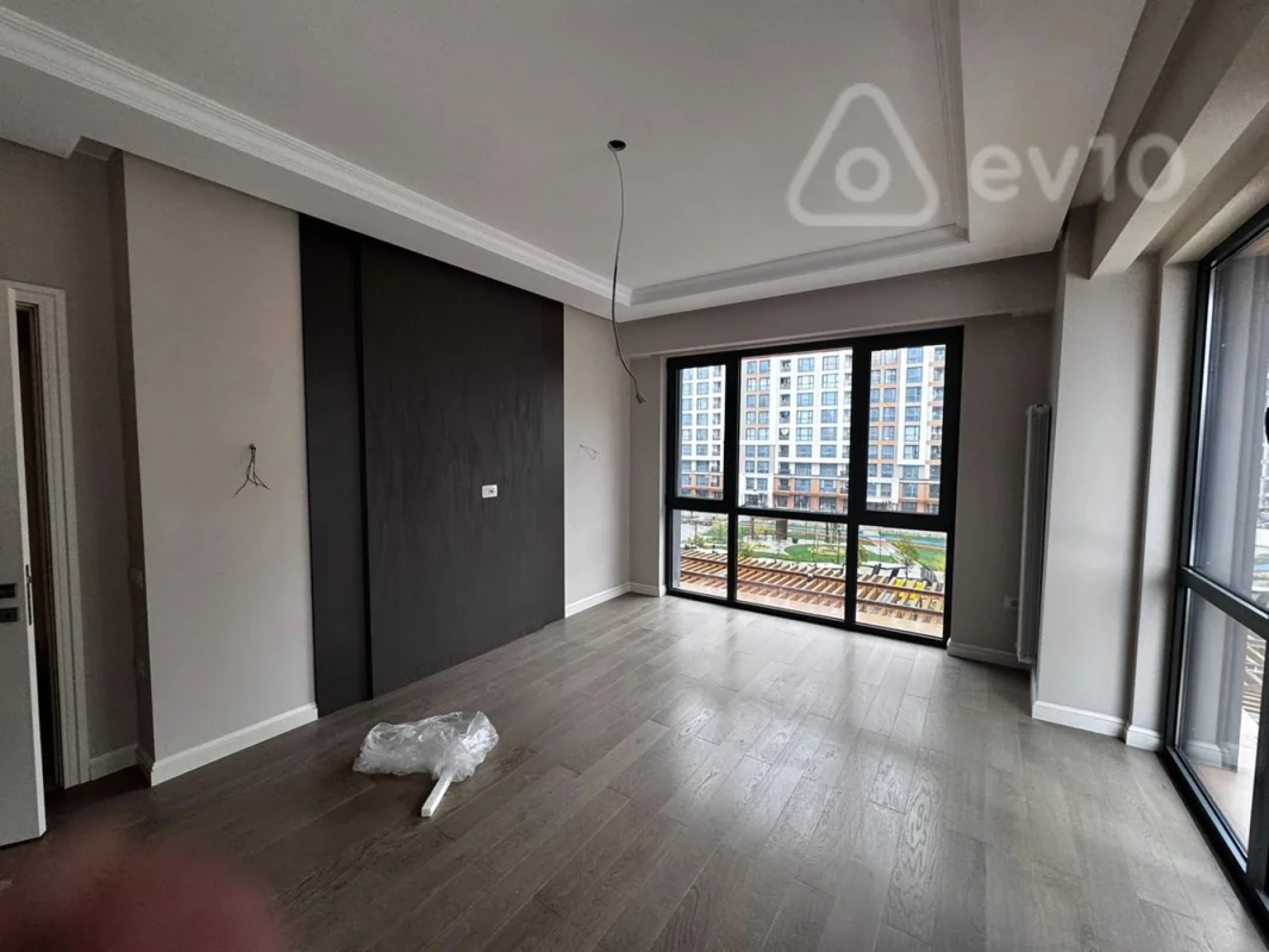 Kirayə verilir 3 otaqlı yeni tikili 77 m²