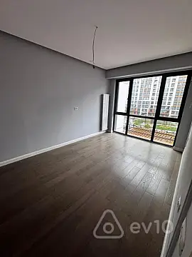 Kirayə verilir 3 otaqlı yeni tikili 77 m²