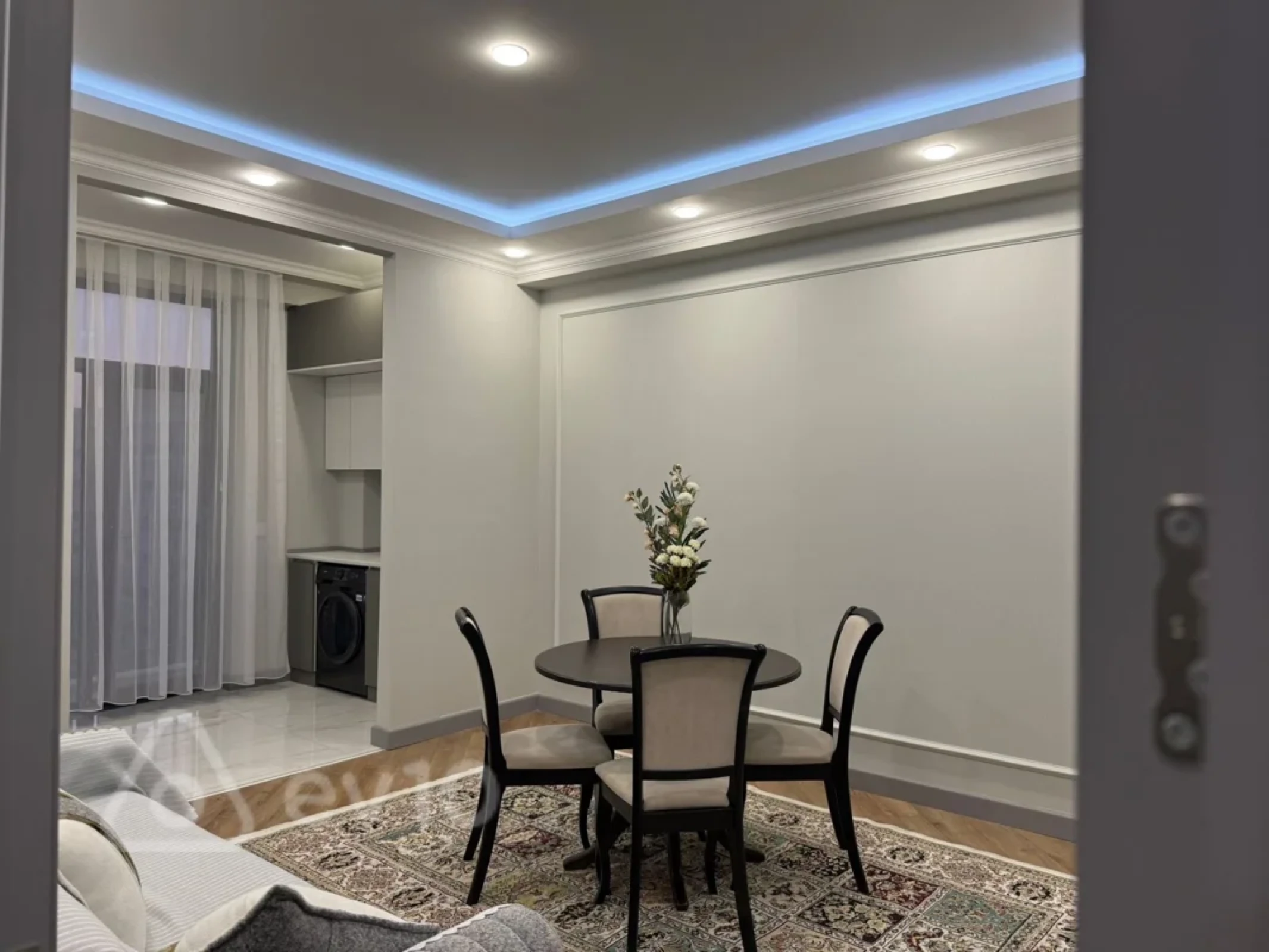 Kirayə verilir 2 otaqlı yeni tikili 60 m²
