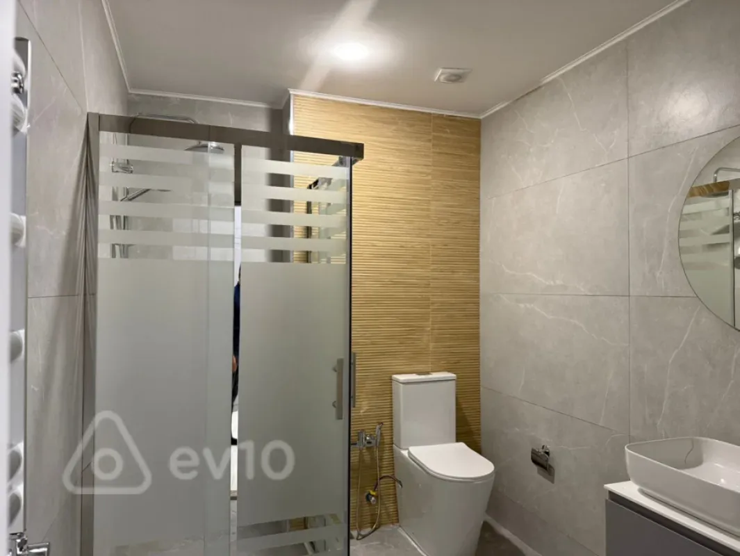 Kirayə verilir 2 otaqlı yeni tikili 60 m²