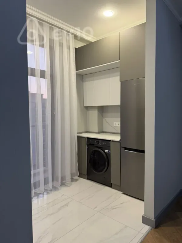Kirayə verilir 2 otaqlı yeni tikili 60 m²
