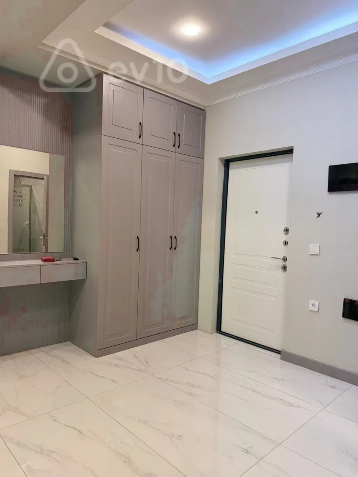 Kirayə verilir 2 otaqlı yeni tikili 60 m²