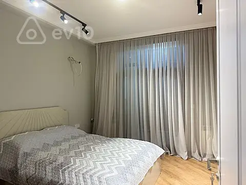 Kirayə verilir 2 otaqlı yeni tikili 60 m²