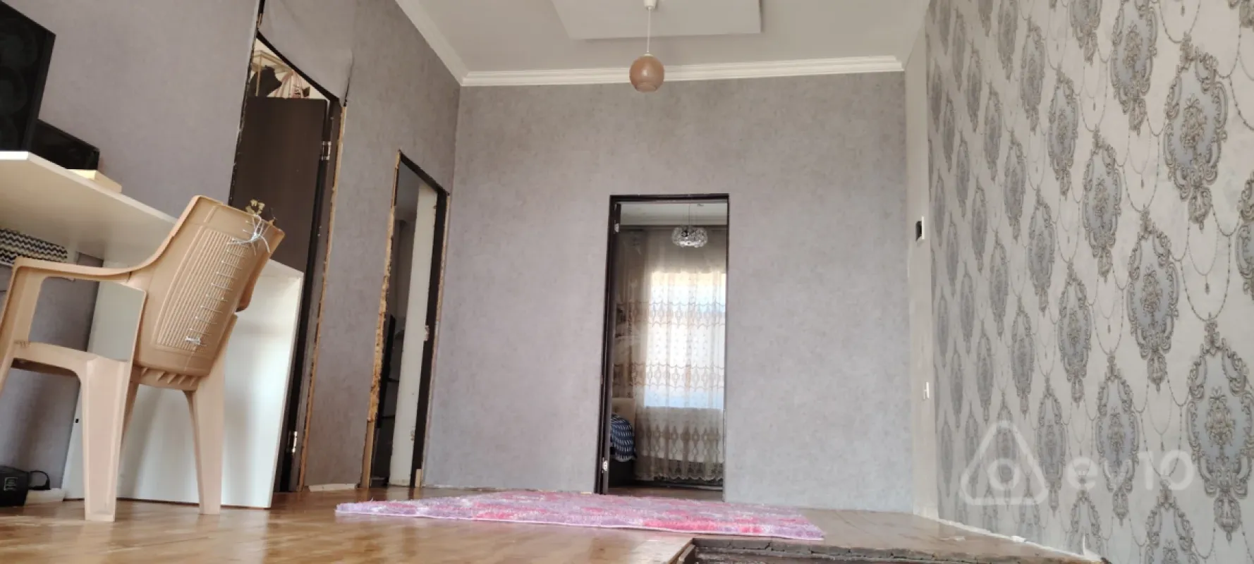 Satılır 5 otaqlı həyət evi 190 m²
