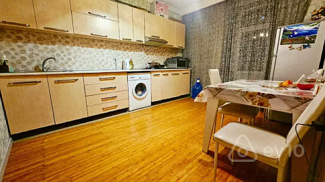 Satılır 2 otaqlı yeni tikili 85 m²