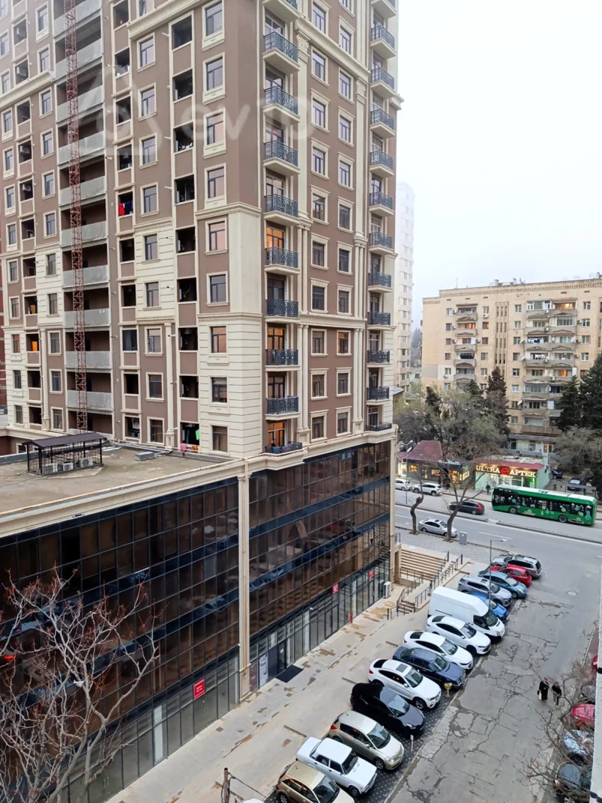 Kirayə verilir 2 otaqlı yeni tikili 75 m²