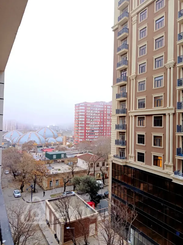 Kirayə verilir 2 otaqlı yeni tikili 75 m²