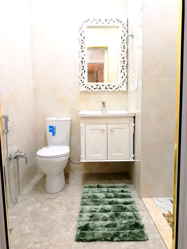 Kirayə verilir 2 otaqlı yeni tikili 75 m²