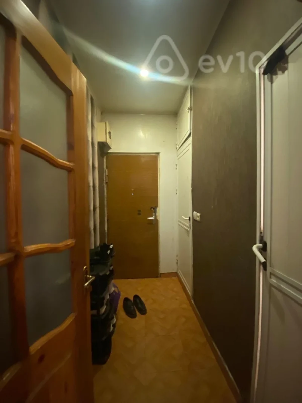 Kirayə verilir 2 otaqlı köhnə tikili 50 m²