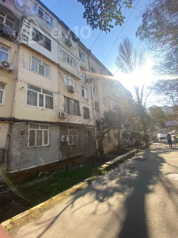 Kirayə verilir 2 otaqlı köhnə tikili 50 m²