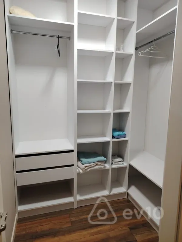 Kirayə verilir 3 otaqlı yeni tikili 100 m²