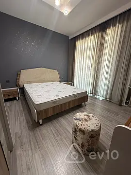 Kirayə verilir 3 otaqlı yeni tikili 106 m²