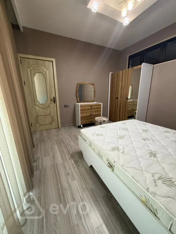 Kirayə verilir 3 otaqlı yeni tikili 106 m²