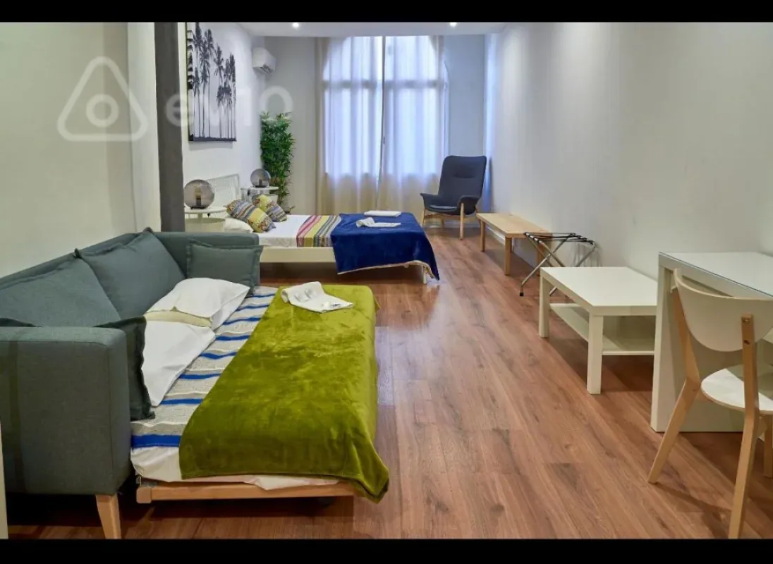 Kirayə verilir 3 otaqlı köhnə tikili 80 m²