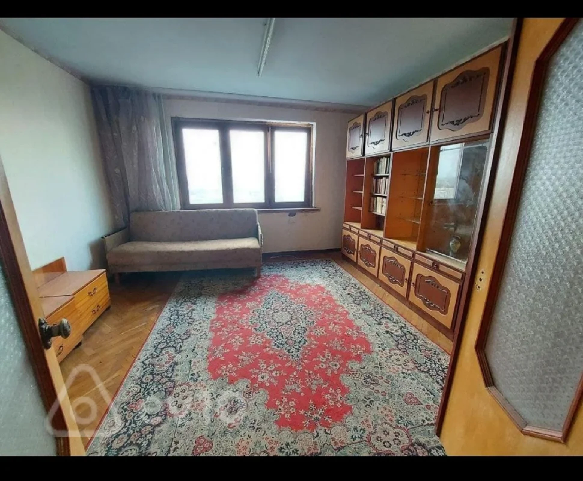Kirayə verilir 3 otaqlı köhnə tikili 80 m²