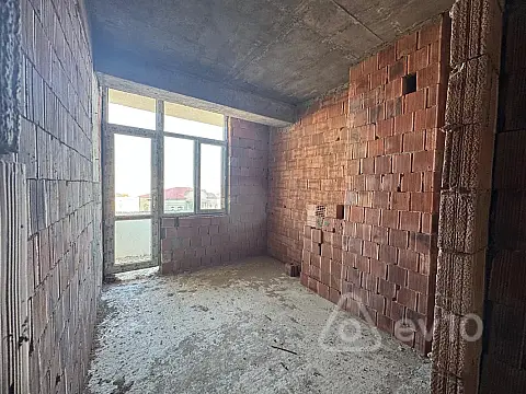 Satılır 2 otaqlı yeni tikili 68 m²