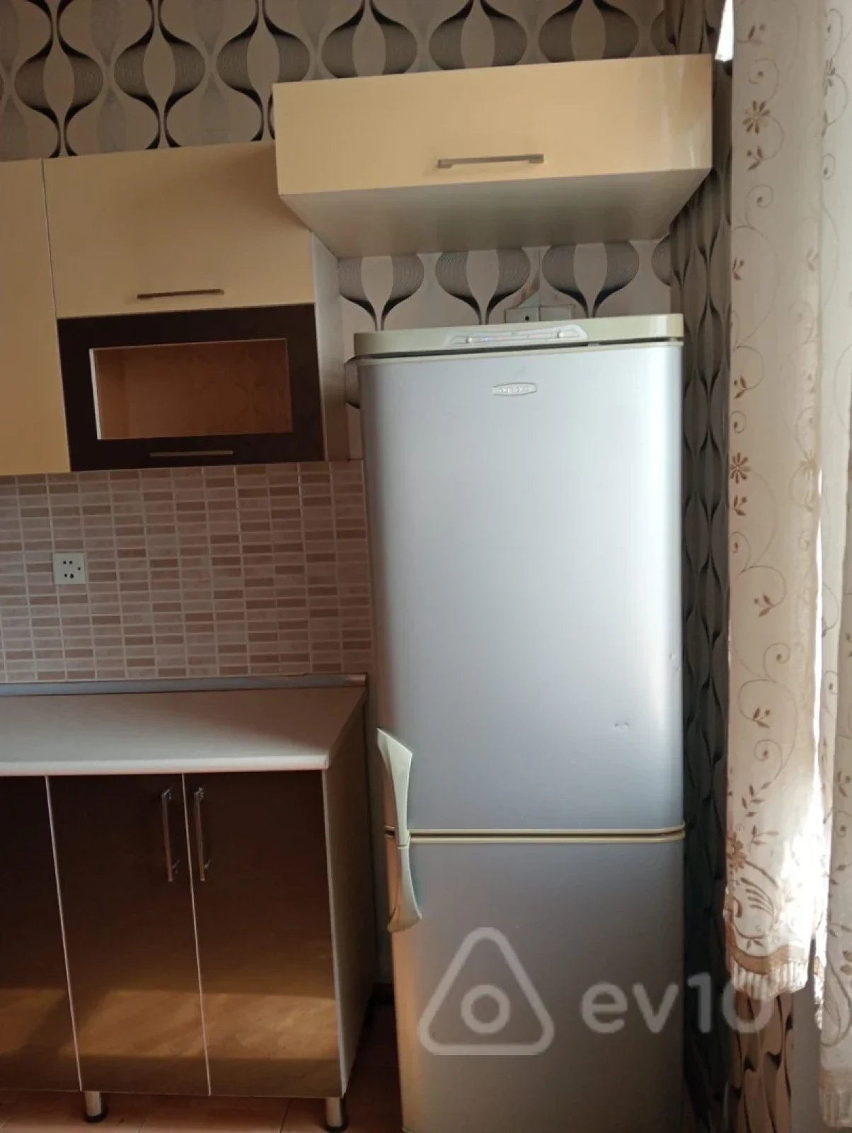 Kirayə verilir 2 otaqlı yeni tikili 70 m²