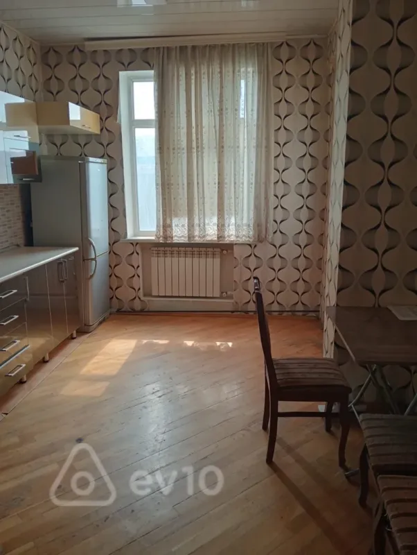 Kirayə verilir 2 otaqlı yeni tikili 70 m²