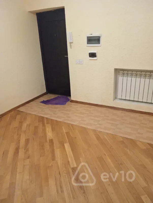 Kirayə verilir 2 otaqlı yeni tikili 70 m²