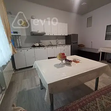 Kirayə verilir 2 otaqlı yeni tikili 40 m²