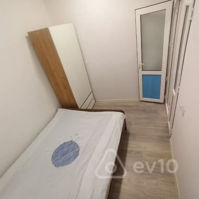 Kirayə verilir 2 otaqlı yeni tikili 40 m²