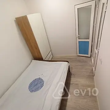 Kirayə verilir 2 otaqlı yeni tikili 40 m²
