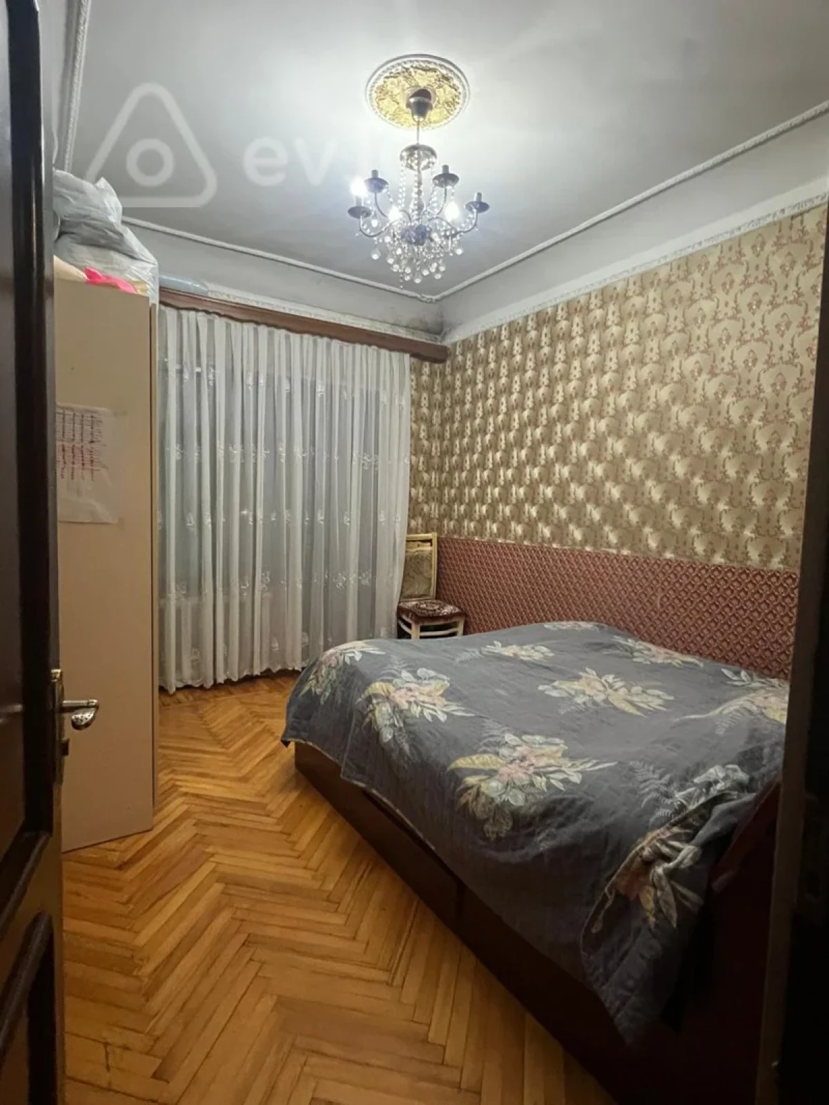 Kirayə verilir 2 otaqlı köhnə tikili 60 m²