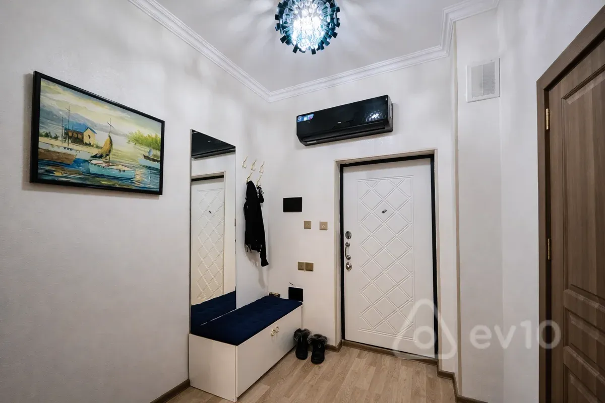 Kirayə verilir 1 otaqlı yeni tikili 55 m²