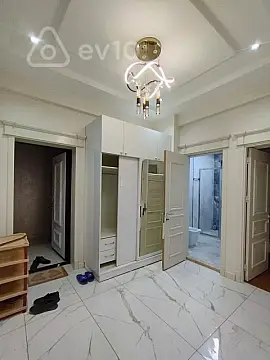 Kirayə verilir 2 otaqlı yeni tikili 85 m²