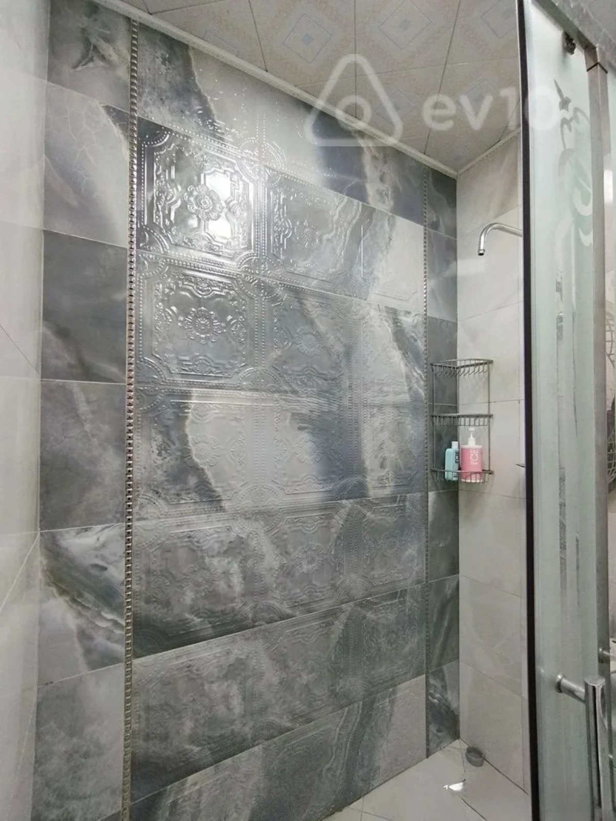 Kirayə verilir 2 otaqlı yeni tikili 85 m²