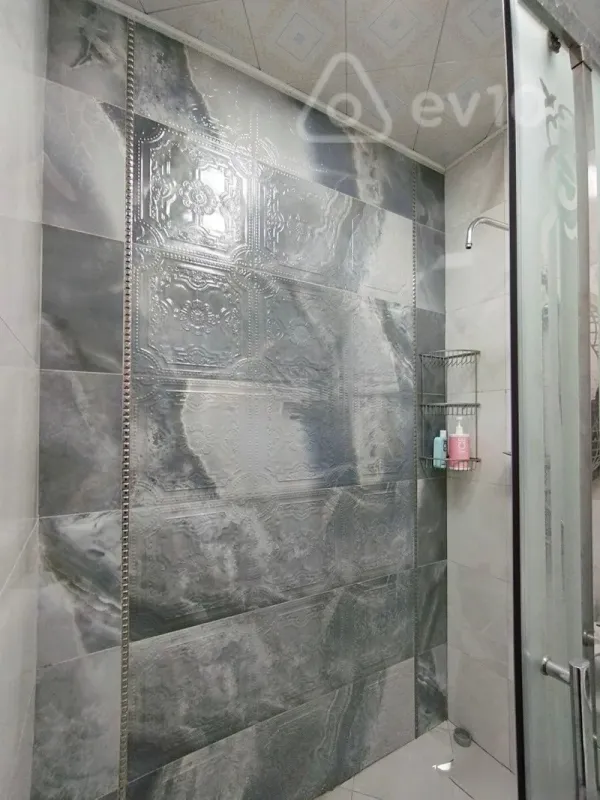 Kirayə verilir 2 otaqlı yeni tikili 85 m²