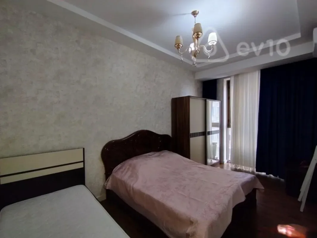 Kirayə verilir 2 otaqlı yeni tikili 85 m²