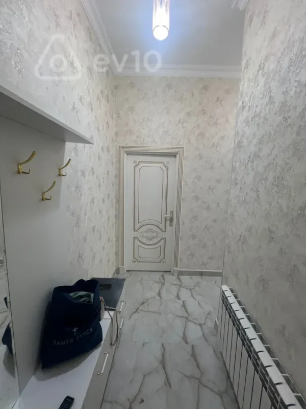 Kirayə verilir 2 otaqlı yeni tikili 60 m²